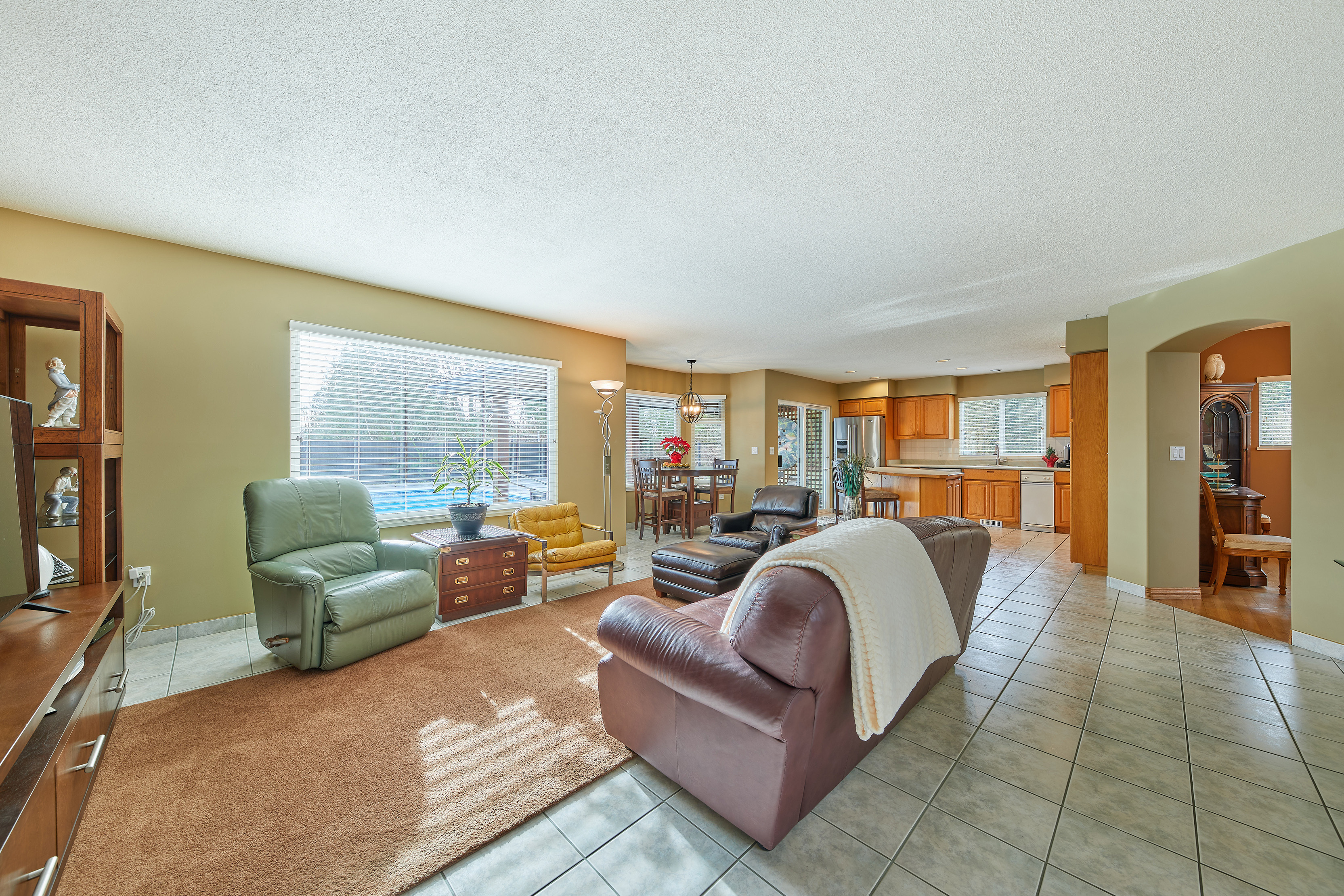 34 11442%20Best%20Street%20B%204.jpeg