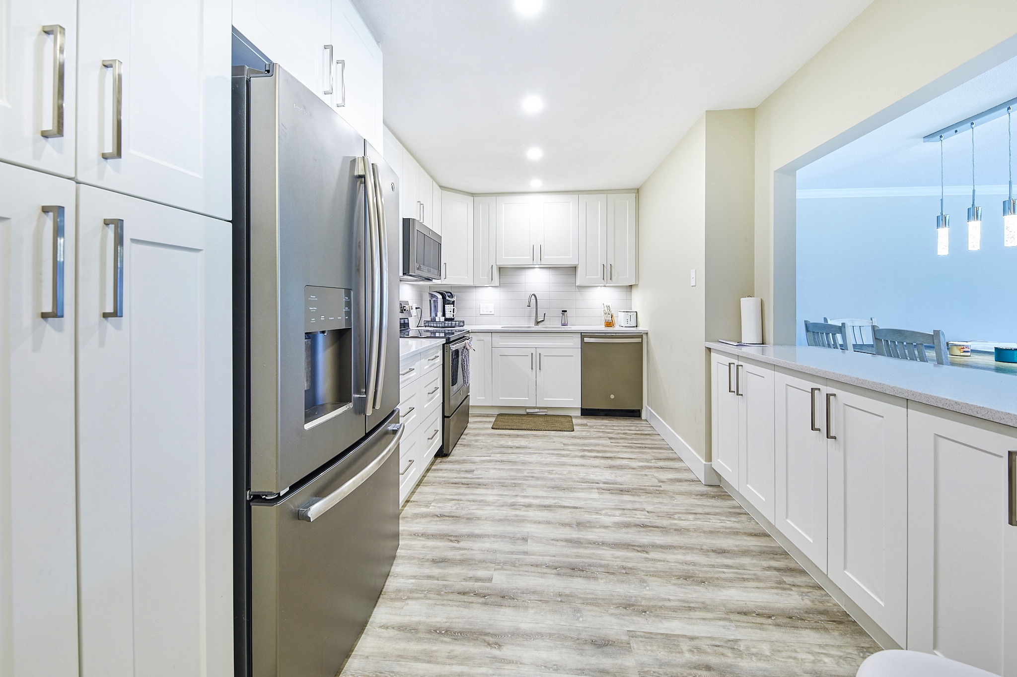 34 11442%20Best%20Street%20B%202.jpeg